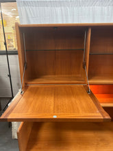 Load image into Gallery viewer, mid-century teak Nathan Display unit
