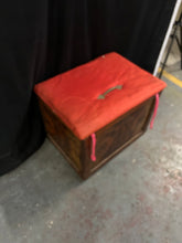 Load image into Gallery viewer, Vintage Chest
