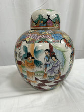 Load image into Gallery viewer, vintage Chinese ginger jars
