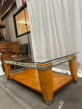 Load image into Gallery viewer, Maplewood coffee table
