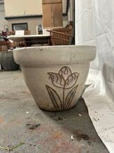 Load image into Gallery viewer, Medium grey/white plant pot
