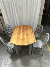 Load image into Gallery viewer, Drop leave dining table &amp; chairs
