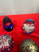 Load image into Gallery viewer, bundle of paper weights
