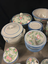 Load image into Gallery viewer, Zimbabwe Crockery Set
