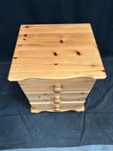 Load image into Gallery viewer, Pine Bed Side Table
