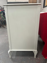 Load image into Gallery viewer, French style chest of drawers
