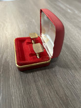 Load image into Gallery viewer, Cufflinks

