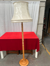 Load image into Gallery viewer, Wooden free standing lamp
