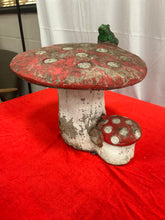 Load image into Gallery viewer, Garden mushroom statue
