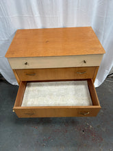 Load image into Gallery viewer, Vintage G-Plan chest of drawers
