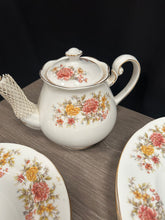 Load image into Gallery viewer, ColClough Dinner Set
