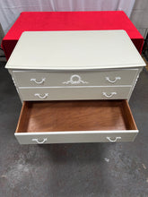 Load image into Gallery viewer, French style chest of drawers
