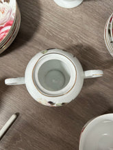 Load image into Gallery viewer, Veron 1 Tea Set

