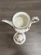 Load image into Gallery viewer, Royal Albert Teapot
