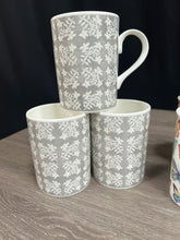 Load image into Gallery viewer, Laura Ashley cups
