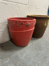 Load image into Gallery viewer, 2x Large flower Pots
