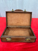 Load image into Gallery viewer, vintage Albanese medical Satchel

