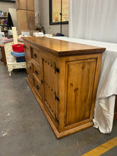 Load image into Gallery viewer, Mexican pine sideboard
