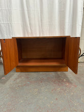 Load image into Gallery viewer, G-plan teak cabinet
