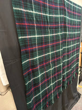 Load image into Gallery viewer, Vintage Throw
