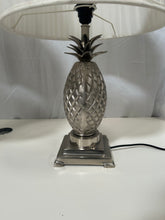 Load image into Gallery viewer, Silver pineapple lamps
