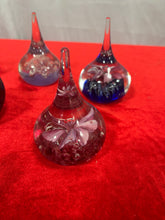 Load image into Gallery viewer, bundle of paperweights
