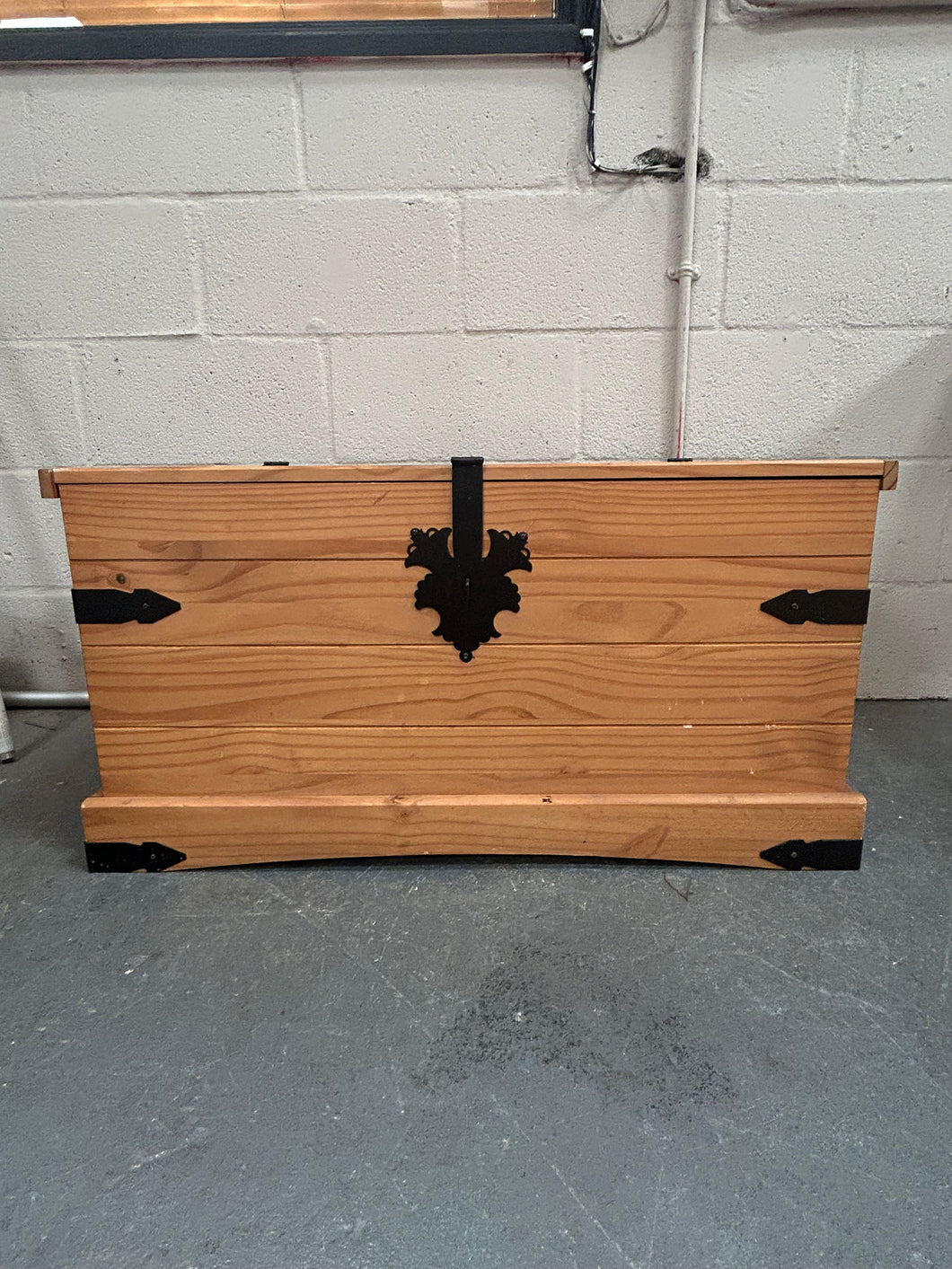 Pine Toy Chest