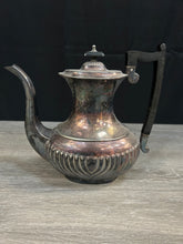Load image into Gallery viewer, Vintage Cheltenham Tea Pot
