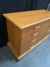 Load image into Gallery viewer, Solid Oak Chest Of Drawers
