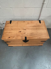 Load image into Gallery viewer, Pine Toy Chest
