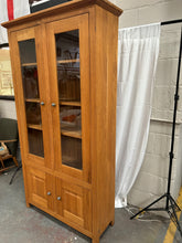 Load image into Gallery viewer, solid oak display case
