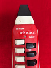 Load image into Gallery viewer, Vintage Hohner melodica alto
