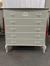 Load image into Gallery viewer, French style chest of drawers
