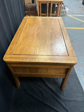 Load image into Gallery viewer, Oak Coffee Table
