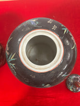 Load image into Gallery viewer, Chinese ginger jars
