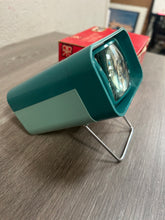 Load image into Gallery viewer, Vintage Viscount Viewer
