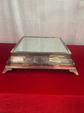 Load image into Gallery viewer, Art deco plateau mirrored wedding cake stand
