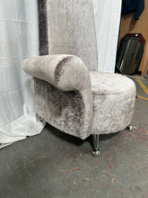 Load image into Gallery viewer, Potenza Crushed velvet right hand chair
