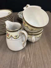 Load image into Gallery viewer, Kokura China Set
