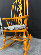 Load image into Gallery viewer, Vintage Wooden rocking chair
