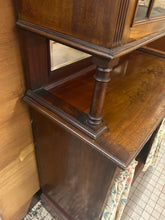 Load image into Gallery viewer, Vintage Display Case
